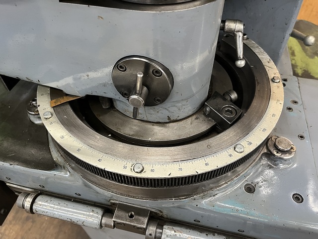 MAKINO YG-25 Tool Grinder Image 8