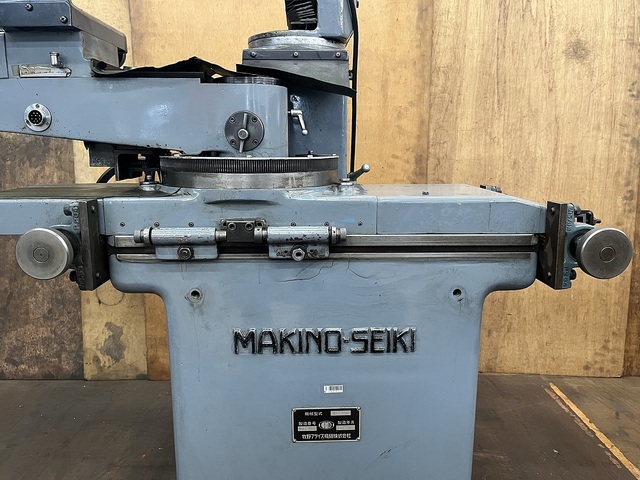 MAKINO YG-25 Tool Grinder Image 10
