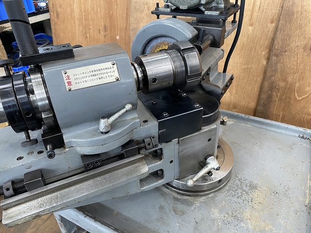 MAKINO YG-B Tool Grinder Image 6