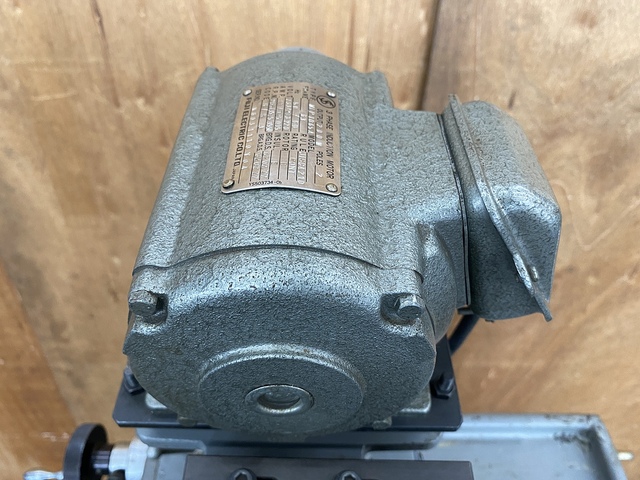 MAKINO YG-B Tool Grinder Image 7
