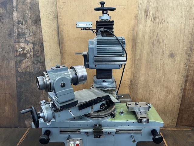 MAKINO YGR-25 Tool Grinder Image 2