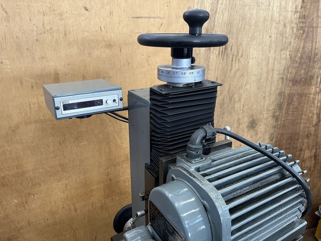 MAKINO YGR-25 Tool Grinder Image 4