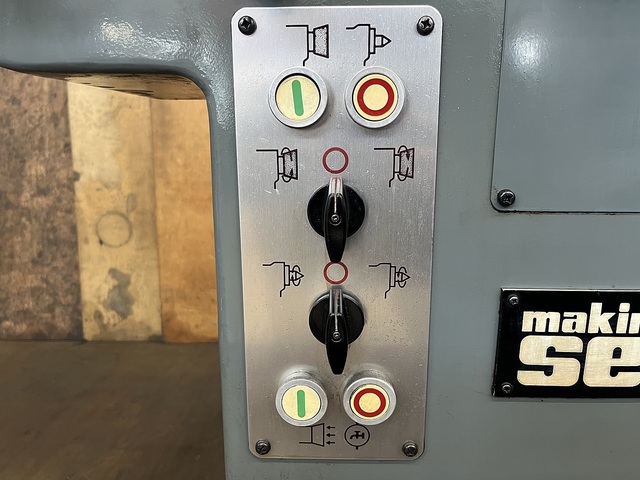 牧野フライス製作所 YGR-25 工具研削盤 の画像 10枚目
