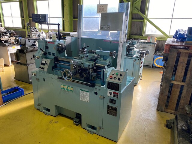 理研 RBL-51 Lathe Image 2