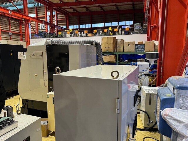 ROKU-ROKU SANGYO NANO-21 Vertical Machining Center Image 8