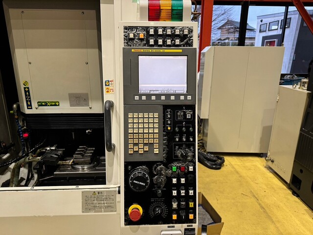 ROKU-ROKU SANGYO NANO-21 Vertical Machining Center Image 12