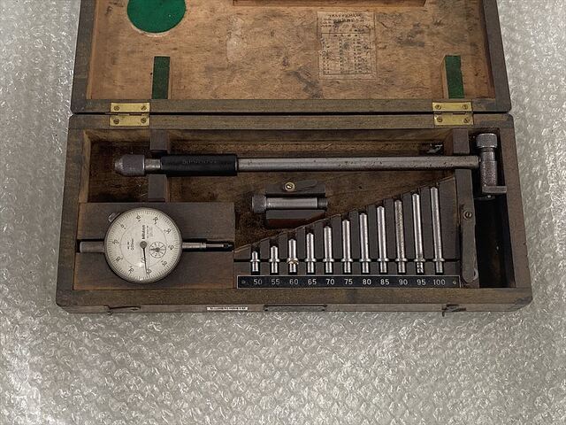 秦野精機  Cylinder Image 1
