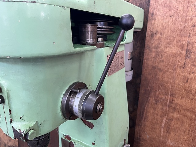 INOUE KOKI IV-600R Vertical Milling Machine Image 5