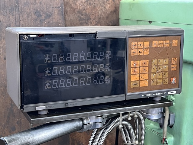 INOUE KOKI IV-600R Vertical Milling Machine Image 6