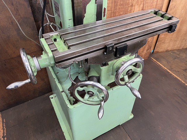 INOUE KOKI IV-600R Vertical Milling Machine Image 7