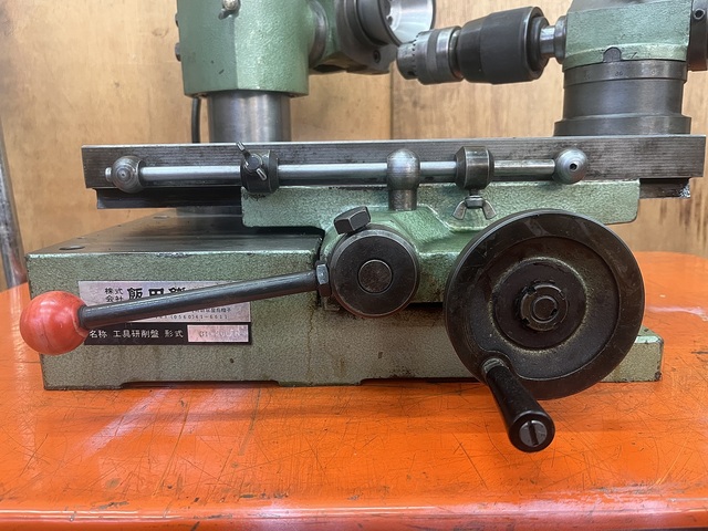 飯田鐵工所 GT-200FR 工具研削盤 の画像 4枚目