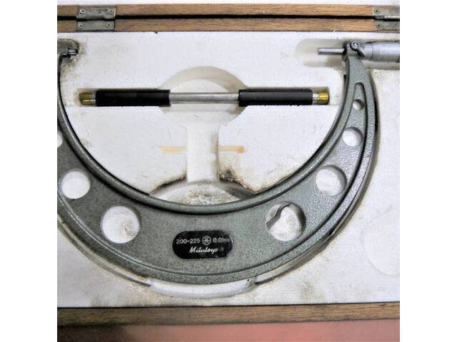 Mitutoyo 200-225mm Cutting/Turning tools Image 1