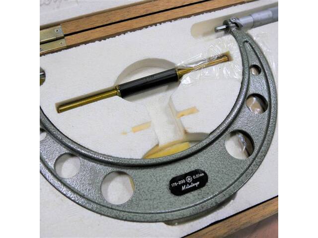 Mitutoyo OM-200 Cutting/Turning tools Image 2