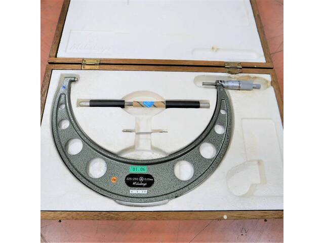 Mitutoyo OM-250 Cutting/Turning tools Image 2