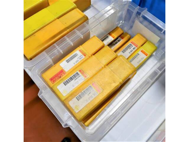 サンドビック 1式 切削・旋削工具 の画像 3枚目