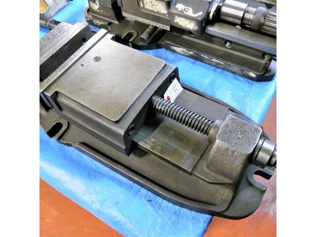 津田駒 200 Vice Image 1