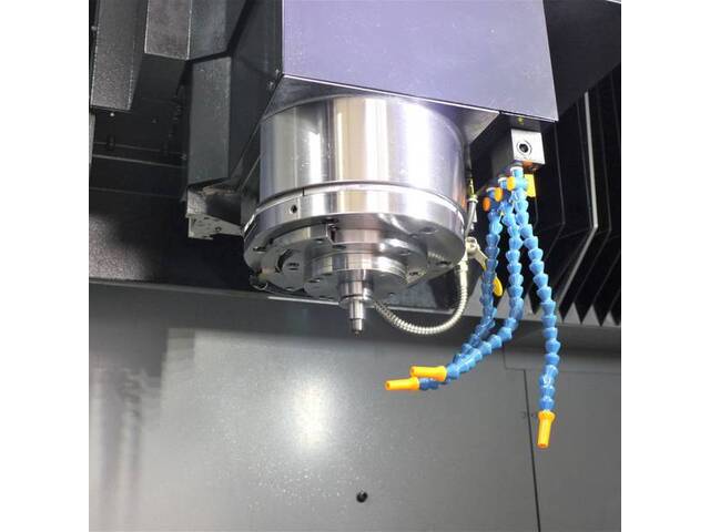 OKK VP600 Vertical Machining Center Image 10