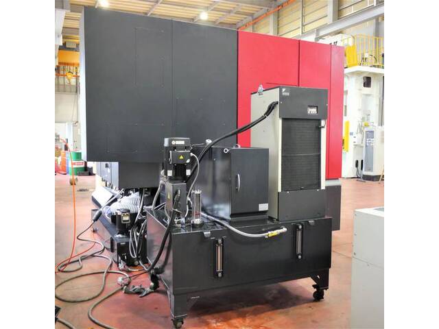 OKK VP600 Vertical Machining Center Image 16