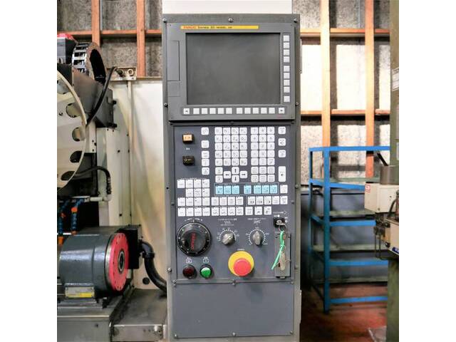 FANUC α-T21iFL Vertical Machining Center Image 2