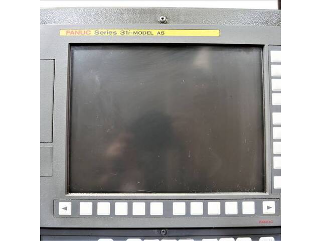 FANUC α-T21iFL Vertical Machining Center Image 3