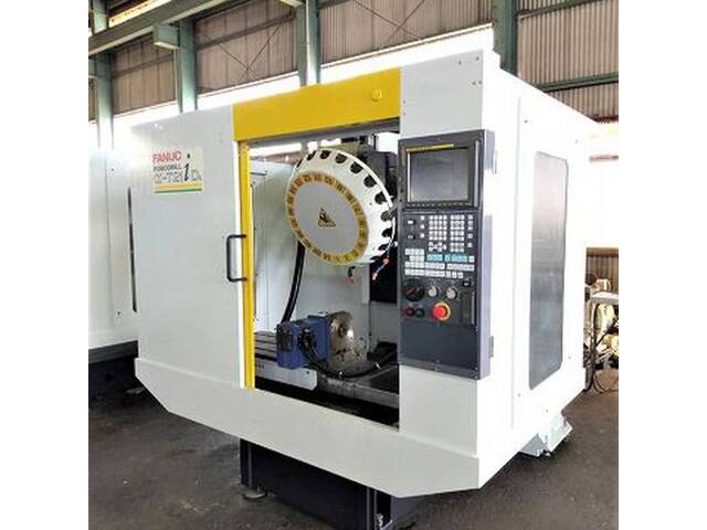 FANUC α-T21iDL Vertical Machining Center Image 2