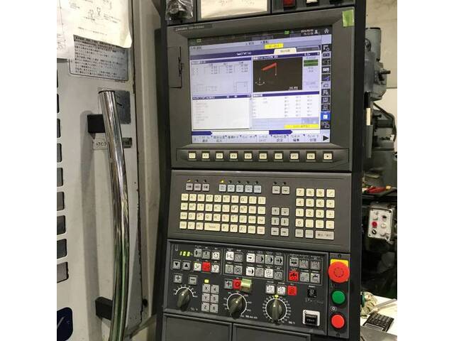 Okuma GENOS M560-V Vertical Machining Center Image 2