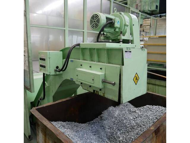 新日本工機 DC-5AS Double-column Machining Center Image 17