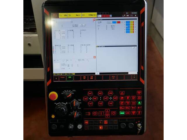 MAZAK VARIAXIS i-500 5Axis Machining Center Image 3