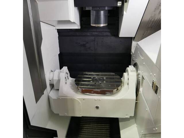 MAZAK VARIAXIS i-500 5Axis Machining Center Image 7