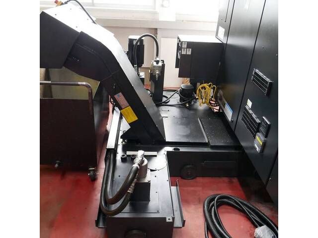 MAZAK VARIAXIS i-500 5Axis Machining Center Image 8