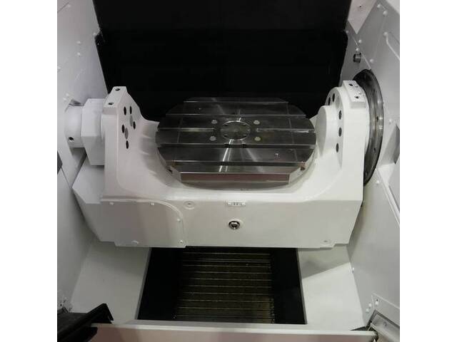 MAZAK VARIAXIS i-500 5Axis Machining Center Image 9