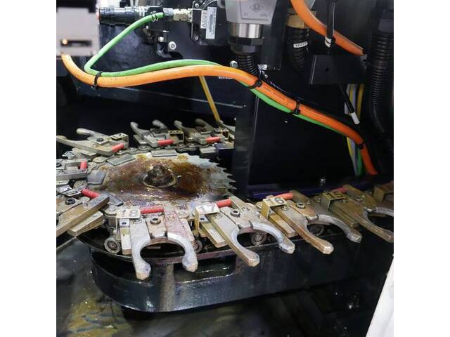 MAZAK VARIAXIS i-500 5Axis Machining Center Image 10