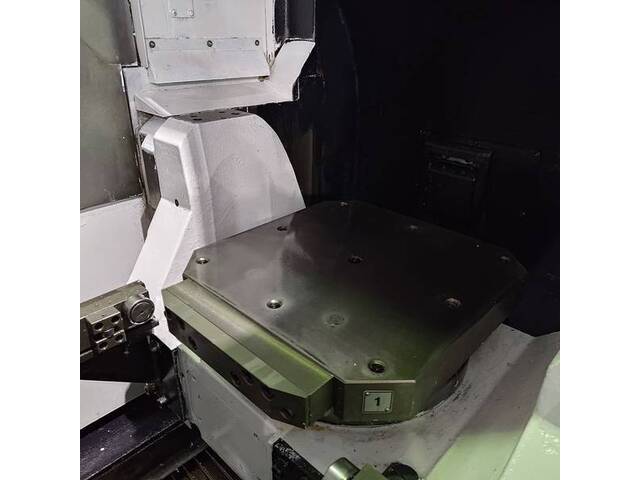 ヤマザキマザック VARIAXIS 500-5X? 5軸マシニングセンタ の画像 8枚目