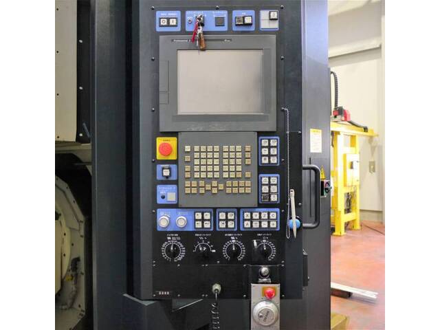 MAKINO D500 5Axis Machining Center Image 2