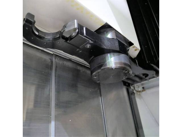 Okuma MU-400VA 5Axis Machining Center Image 9