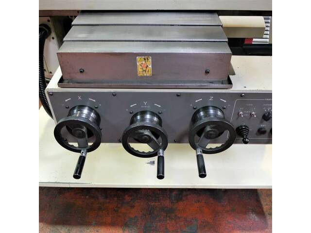 OKUMA & HOWA FM-30H NC Vertical Milling Machine Image 12