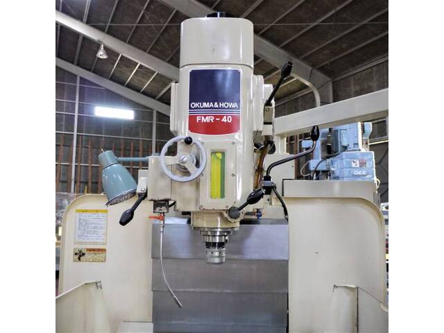 OKUMA & HOWA FMR-40 NC Vertical Milling Machine Image 4