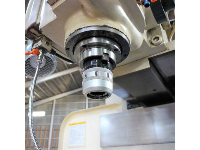 OKUMA & HOWA FMR-40 NC Vertical Milling Machine Image 6