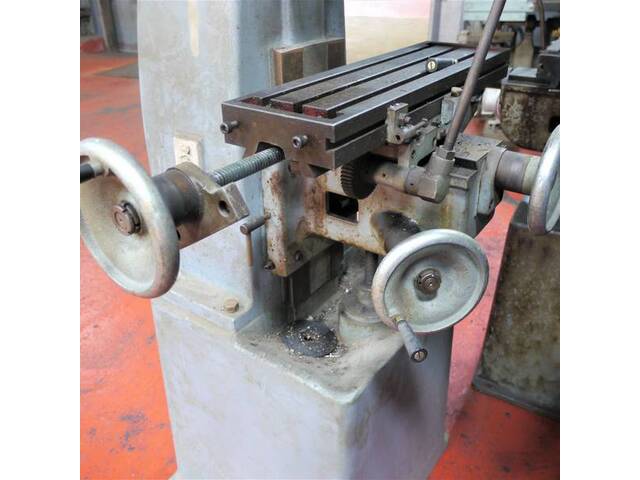 KOKUBO KC-2 Vertical Milling Machine Image 4