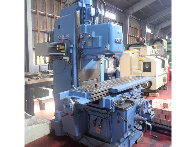 OKK MH-3V-2 Vertical Milling Machine Image 2