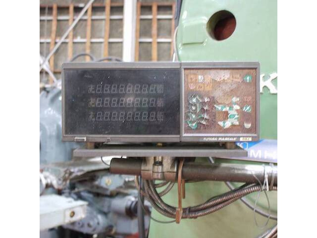 OKK MH-2V Vertical Milling Machine Image 3