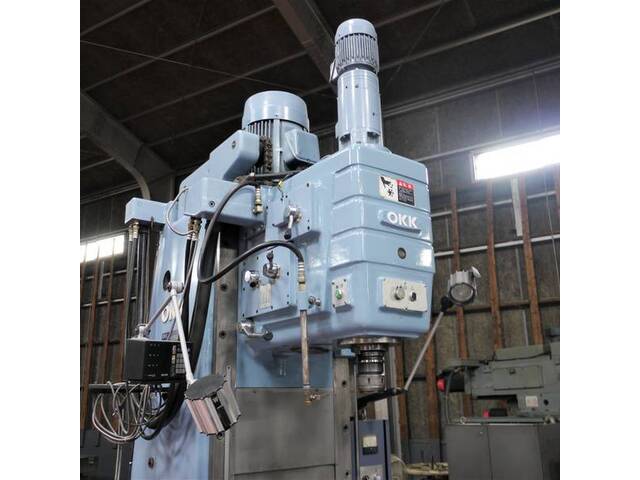 OKK MH-5VJ Vertical Milling Machine Image 2