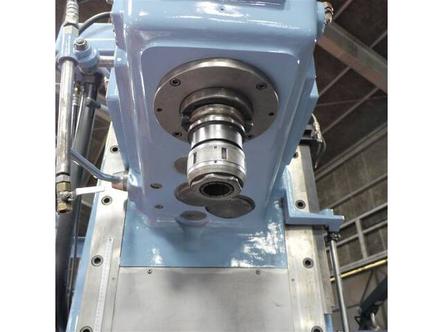 OKK MH-5VJ Vertical Milling Machine Image 5
