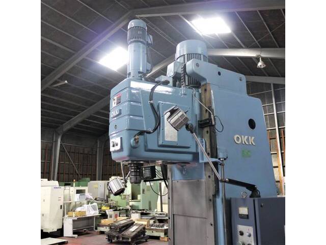 OKK MH-5VJ Vertical Milling Machine Image 8