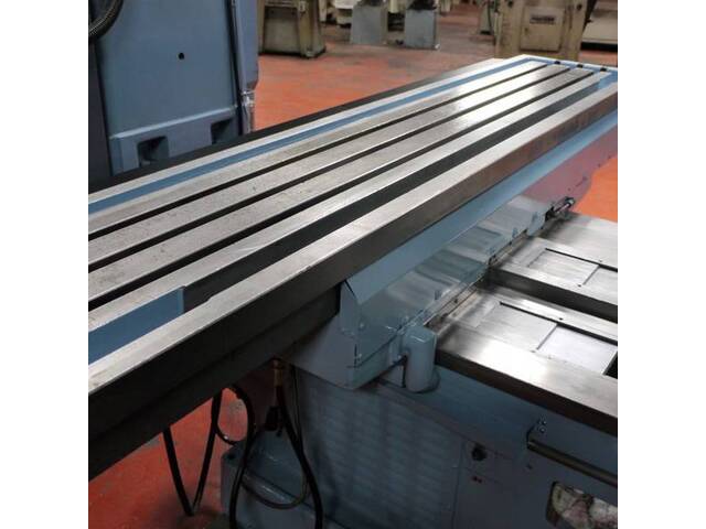 OKK MH-5VJ Vertical Milling Machine Image 10