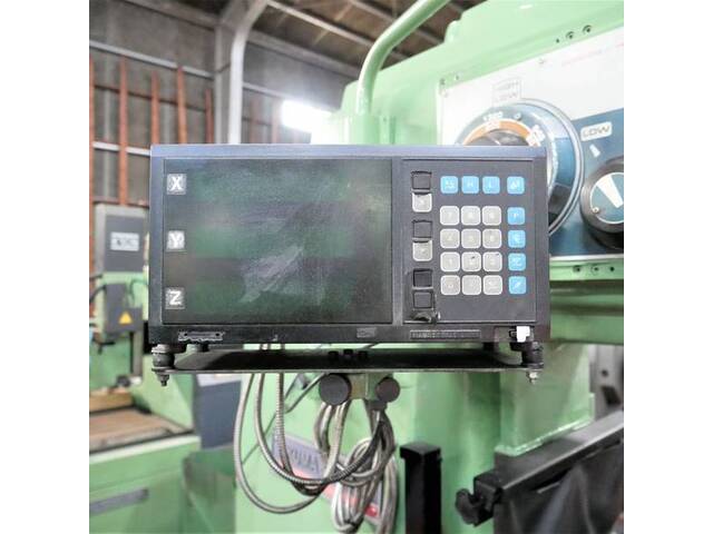 OKUMA & HOWA STM-2V Vertical Milling Machine Image 7