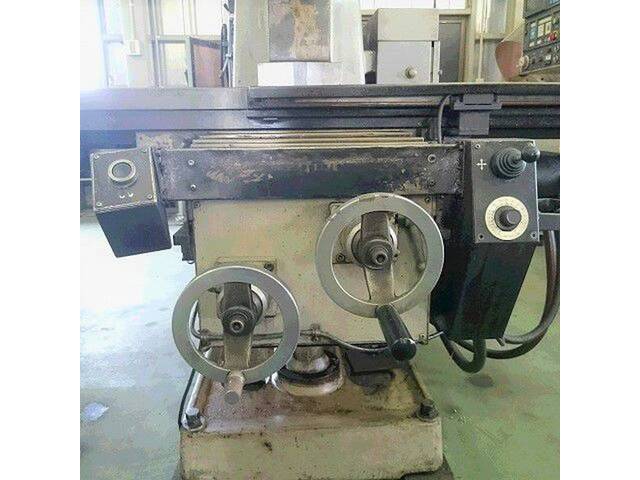 HITACHI SEIKO 2MW-V Vertical Milling Machine Image 2
