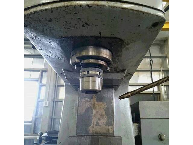 HITACHI SEIKO 2MW-V Vertical Milling Machine Image 6