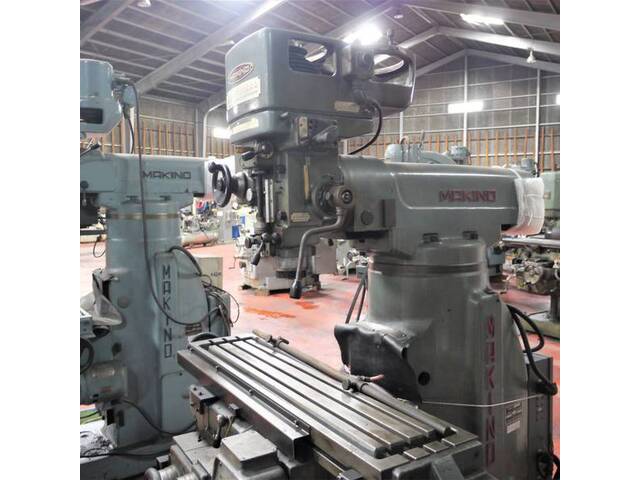MAKINO KSAP-55 Vertical Milling Machine Image 4