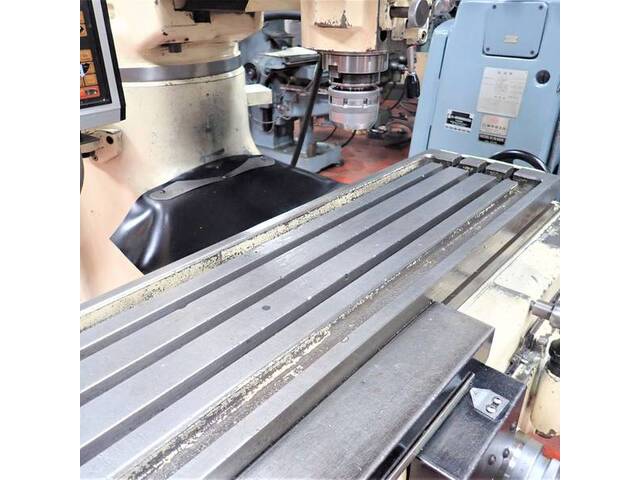 牧野フライス製作所 KSJ-55 立型フライス盤 の画像 5枚目